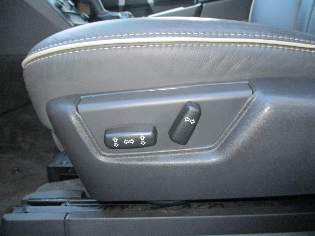 USED 2012 12 VOLVO XC90 2.4 D5 SE LUX AWD 5d 200 BHP ONLY 55000 MILES