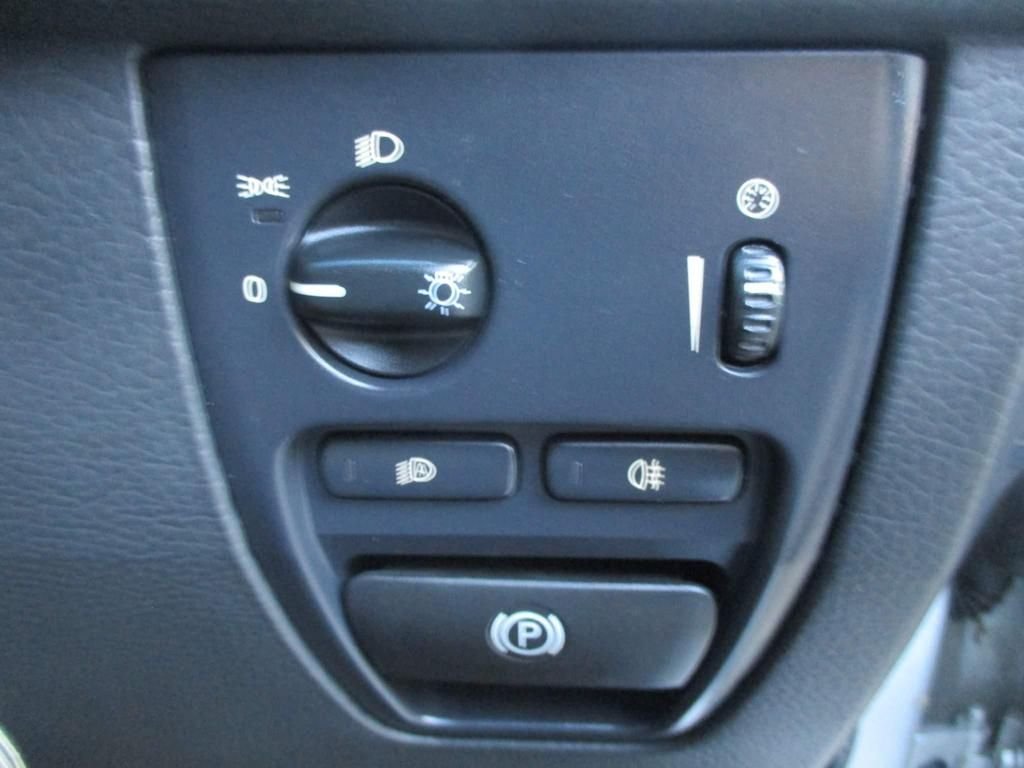 USED 2012 12 VOLVO XC90 2.4 D5 SE LUX AWD 5d 200 BHP ONLY 55000 MILES