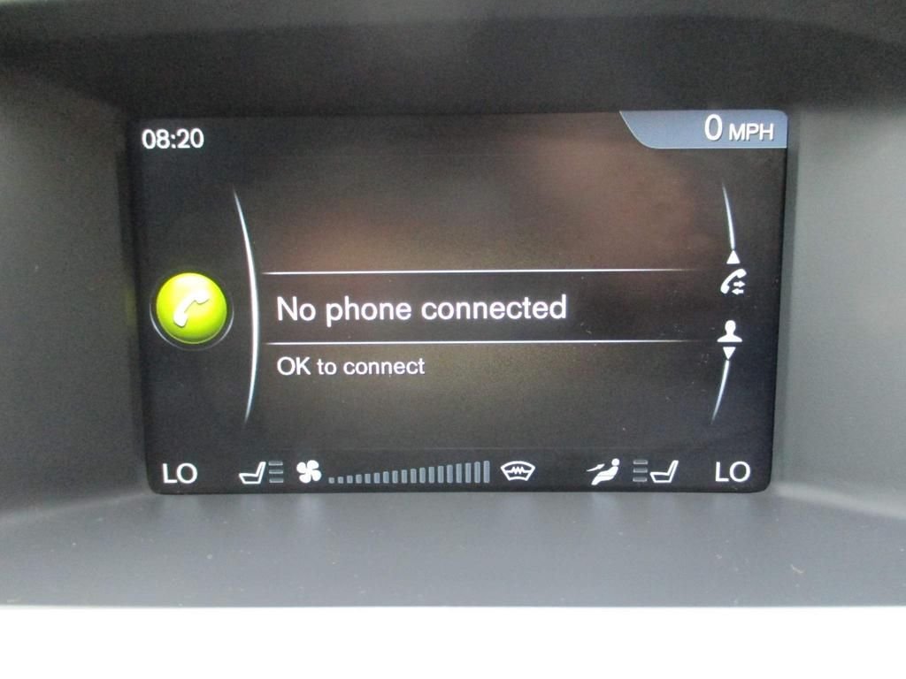 USED 2016 66 VOLVO V60 CROSS COUNTRY 2.4 D4 CROSS COUNTRY SE NAV AWD 5d 187 BHP DAB + SAT NAV