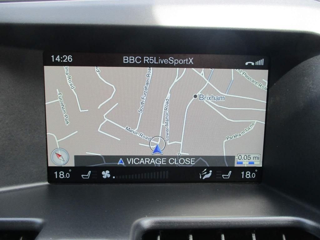 USED 2015 65 VOLVO XC60 2.4 D5 SE LUX NAV AWD 5d 217 BHP FULL SERVICE HISTORY
