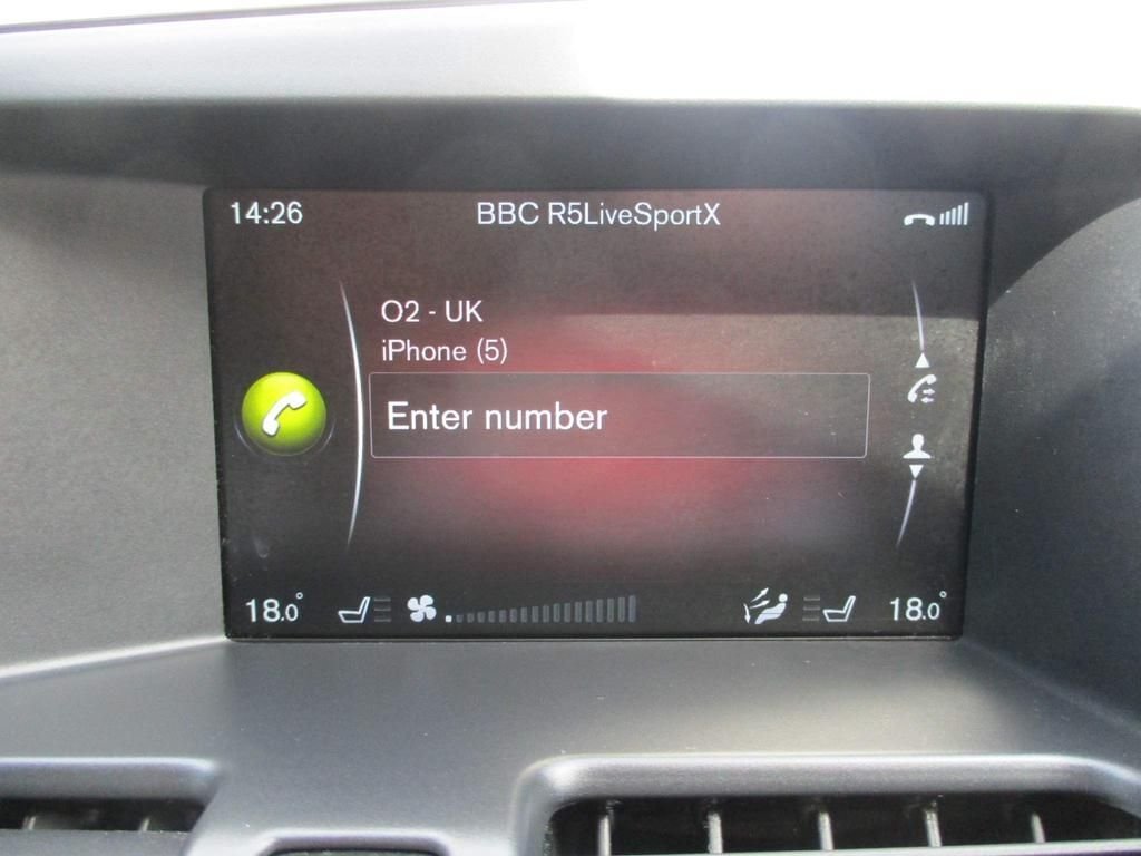 USED 2015 65 VOLVO XC60 2.4 D5 SE LUX NAV AWD 5d 217 BHP FULL SERVICE HISTORY