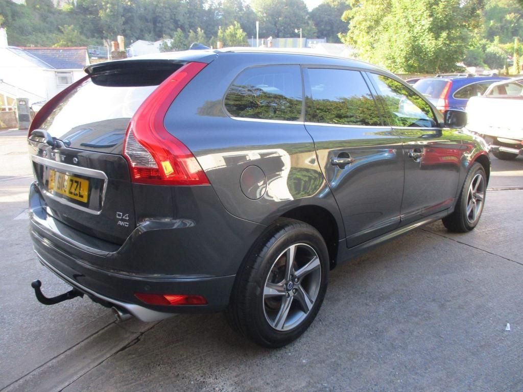 USED 2014 14 VOLVO XC60 2.4 D4 R-DESIGN LUX NAV AWD 5d 161 BHP DAB + SAT NAV