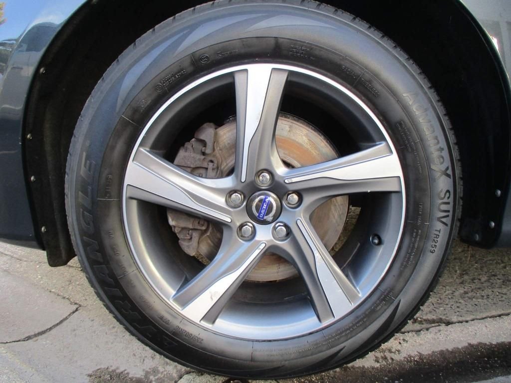 USED 2014 14 VOLVO XC60 2.4 D4 R-DESIGN LUX NAV AWD 5d 161 BHP DAB + SAT NAV
