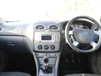 USED 2010 10 FORD FOCUS 2.0 TITANIUM TDCI 5d 136 BHP www.suffolkcarcentre.co.uk - Located at Ilketshall