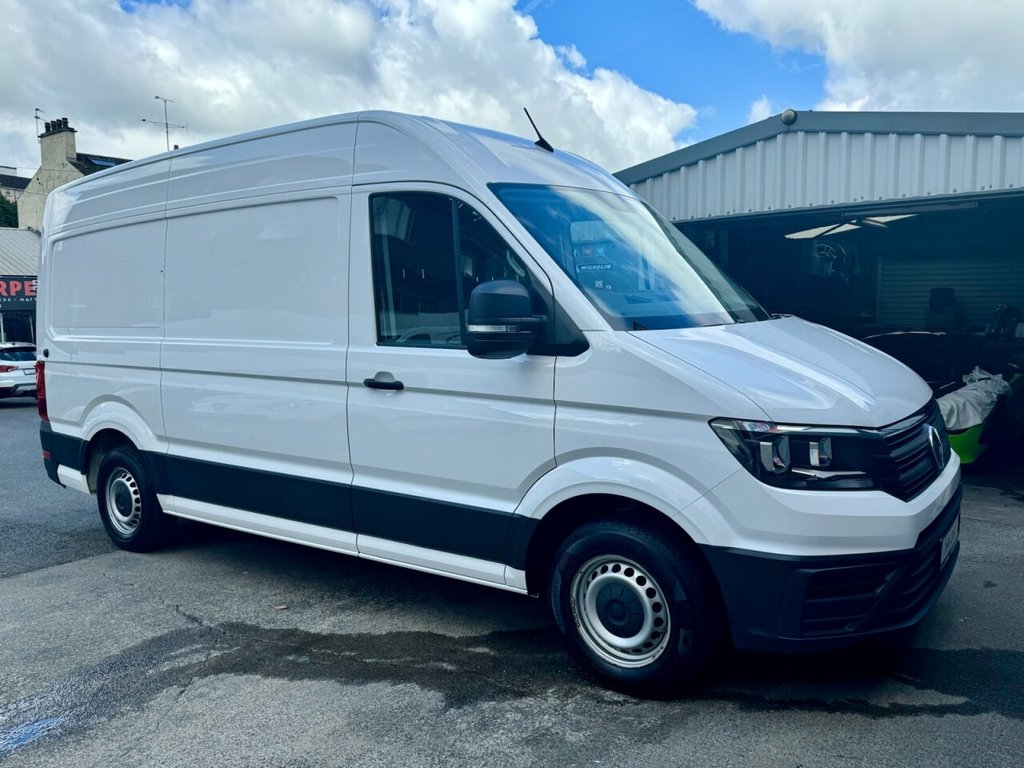 USED 2017 67 VOLKSWAGEN CRAFTER 2.0 CR35 TDI M H/R P/V TRENDLINE 101 BHP NEW PLY LINING JUST FITTED