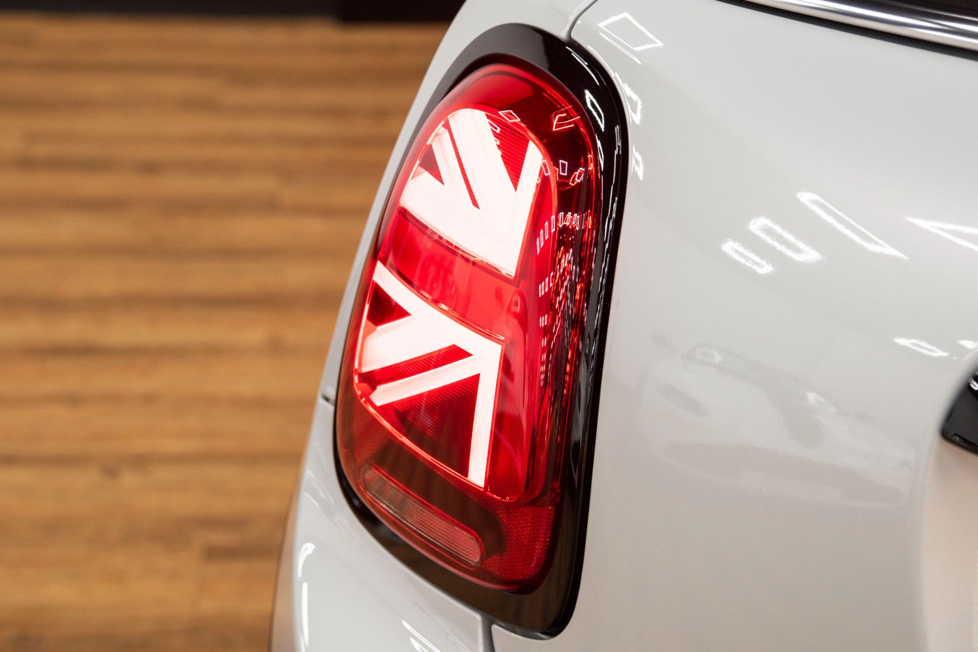 USED 2020 70 MINI CONVERTIBLE 2.0 JOHN COOPER WORKS 2d 228 BHP 