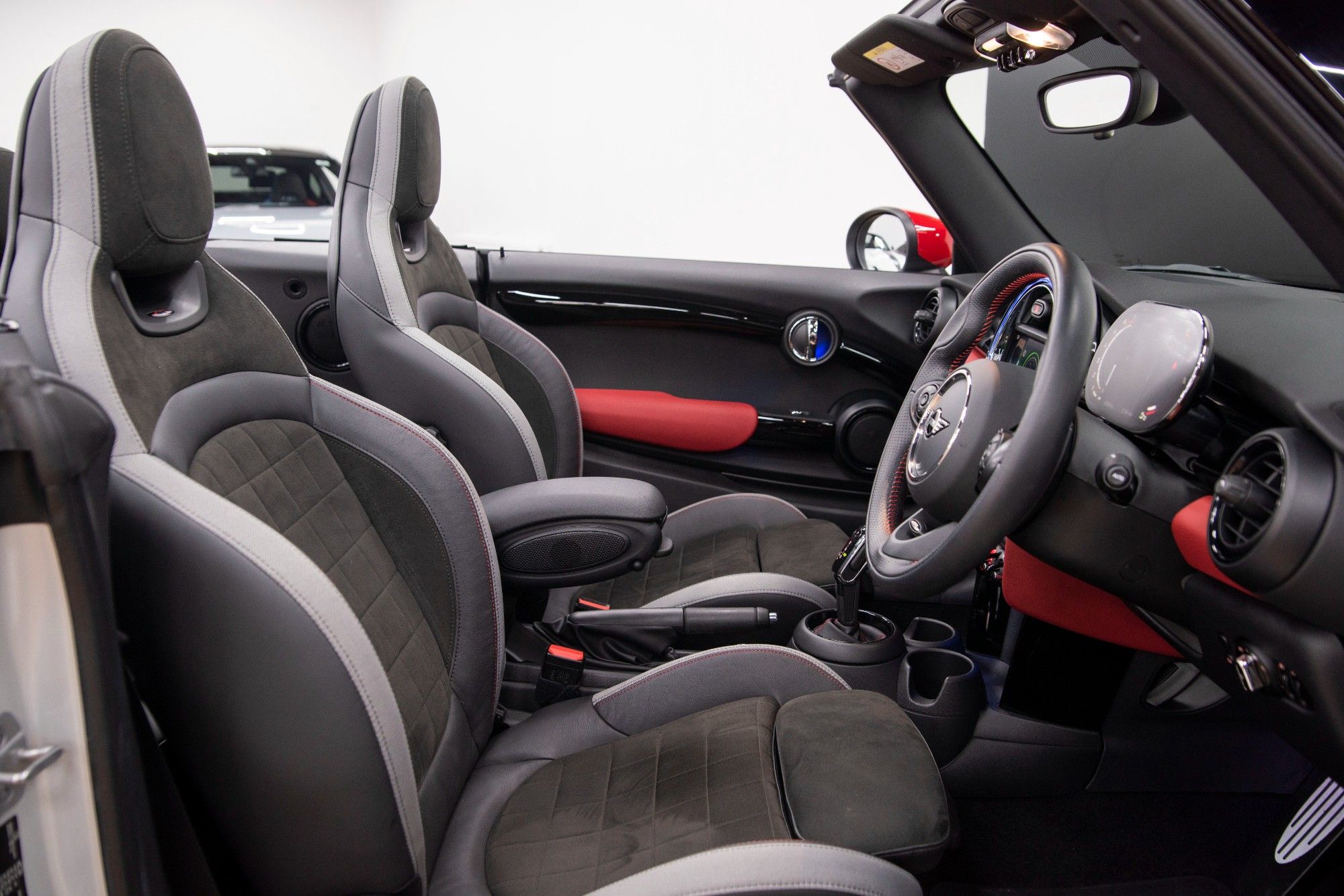 USED 2020 70 MINI CONVERTIBLE 2.0 JOHN COOPER WORKS 2d 228 BHP 