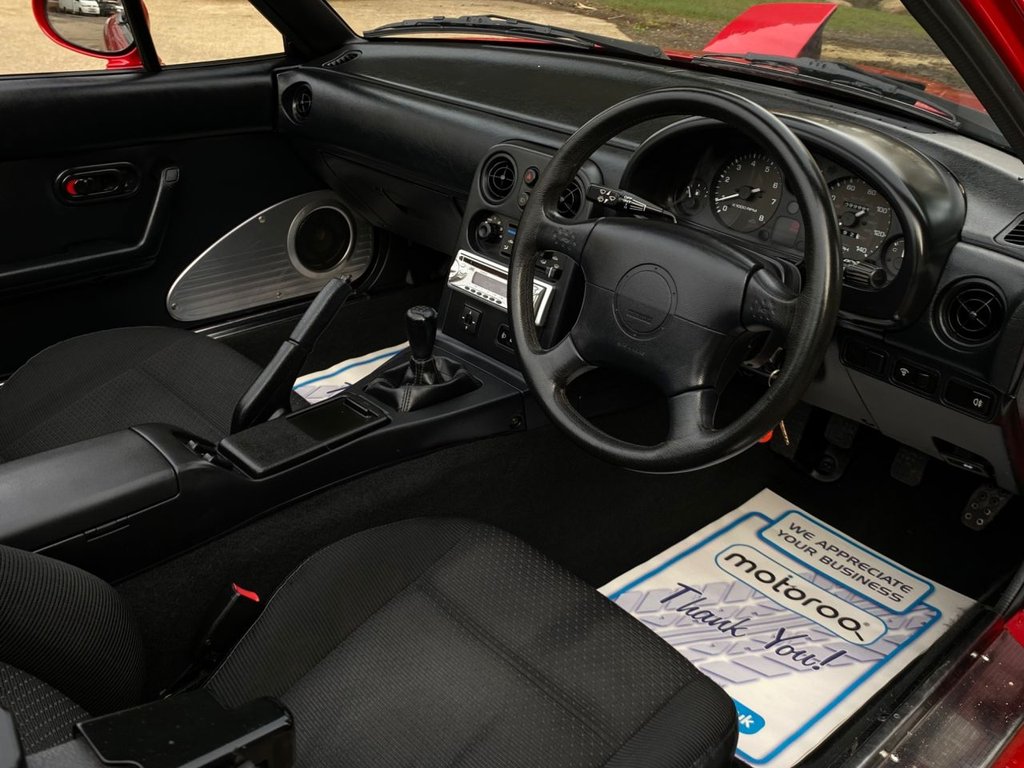 USED 1997 P MAZDA MX-5 1.8 I 2d 128 BHP A Roadster Icon
