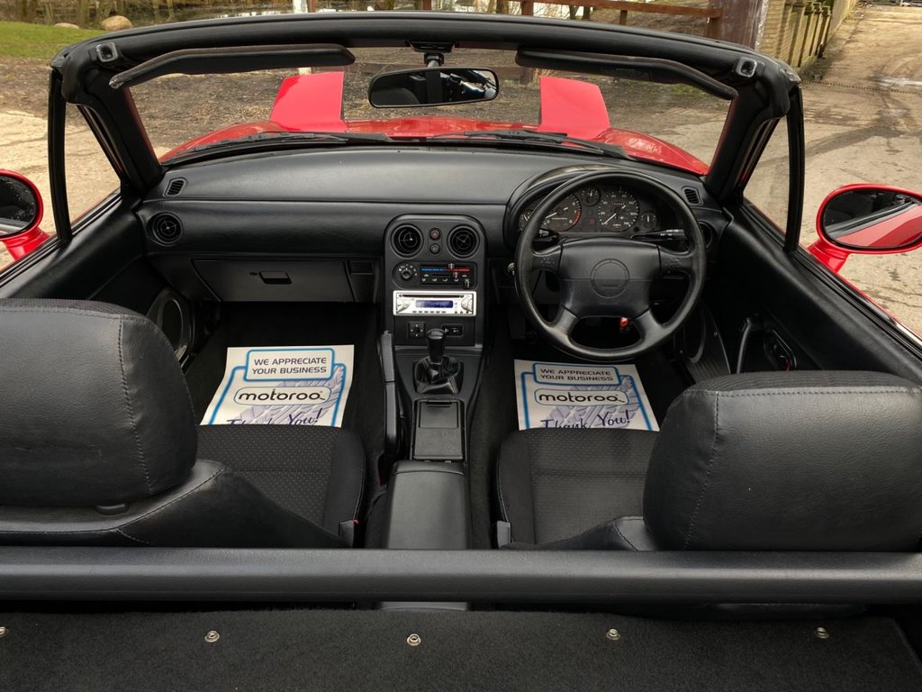 USED 1997 P MAZDA MX-5 1.8 I 2d 128 BHP A Roadster Icon