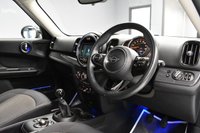 USED 2019 19 MINI COUNTRYMAN 1.5 COOPER CLASSIC 5 DOOR **&pound;249 A MONTH WITH &pound;1649 DEPOSIT**