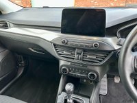 USED 2020 69 FORD FOCUS 1.5 EcoBlue (120) Titanium 5dr Euro 6 (Privacy Glass, Heated Front Seats, Front and Rear Parking Sensors) NATIONWIDE DELIVERY - RESERVE ONLINE TODAY