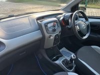 USED 2014 14 TOYOTA AYGO 1.0 VVT-I X-PLAY 3d 69 BHP IDEAL 1ST CAR - LOW INSURANCE GROUP - 60+ MPG - ZERO ROAD TAX - BLUETOOTH - SUPPLIED HPI CLEAR WITH BOTH KEYS - FRESHLY SERVICED - 12 MONTHS FULL MOT.