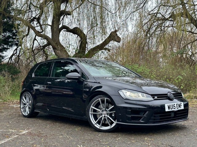 2015 15 VOLKSWAGEN GOLF 2.0 R DSG 3d 298 BHP 19" ALLOYS/PAN ROOF