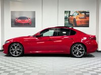 USED 2019 69 ALFA ROMEO GIULIA 2.0 TB VELOCE 4d 277 BHP PANORAMIC ROOF / HARMAN KARDON
