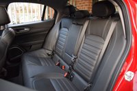 USED 2019 69 ALFA ROMEO GIULIA 2.0 TB VELOCE 4d 277 BHP PANORAMIC ROOF / HARMAN KARDON