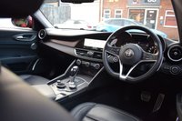 USED 2019 69 ALFA ROMEO GIULIA 2.0 TB VELOCE 4d 277 BHP PANORAMIC ROOF / HARMAN KARDON