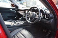 USED 2019 69 ALFA ROMEO GIULIA 2.0 TB VELOCE 4d 277 BHP PANORAMIC ROOF / HARMAN KARDON