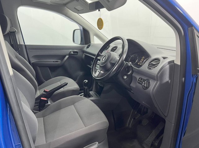 2014 VOLKSWAGEN CADDY - Photo 9