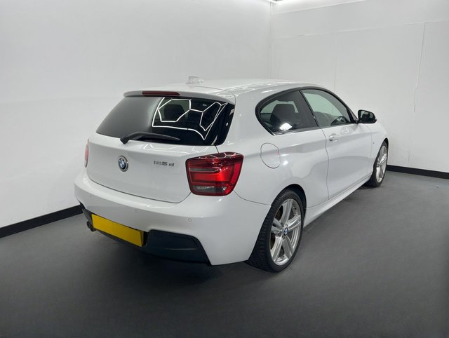2014 BMW 1 SERIES - Photo 2
