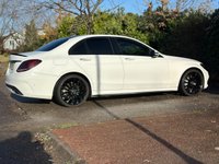 USED 2015 65 MERCEDES-BENZ C-CLASS 2.1 C250 D AMG LINE PREMIUM PLUS 4d 204 BHP 19in AMG ALLOYS