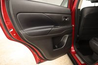 USED 2019 69 MITSUBISHI OUTLANDER 2.0 EXCEED 5d 148 BHP WITH A DEALERSHIP SERVICE RECORD AND COVERED JUST 39,000 MILES