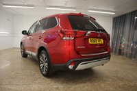 USED 2019 69 MITSUBISHI OUTLANDER 2.0 EXCEED 5d 148 BHP WITH A DEALERSHIP SERVICE RECORD AND COVERED JUST 39,000 MILES
