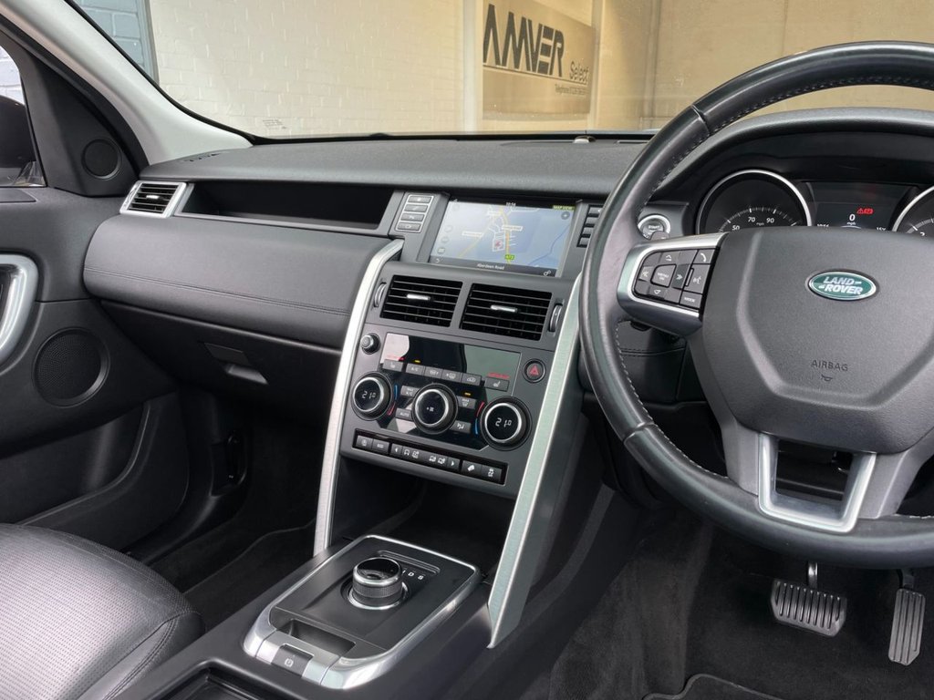 USED 2017 67 LAND ROVER DISCOVERY SPORT 2.0 TD4 HSE BLACK 5d 180 BHP 