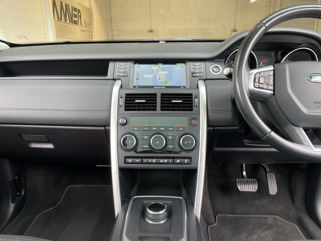 USED 2017 67 LAND ROVER DISCOVERY SPORT 2.0 TD4 HSE BLACK 5d 180 BHP 