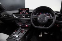 USED 2017 67 AUDI A6 4.0 RS6 PLUS AVANT 