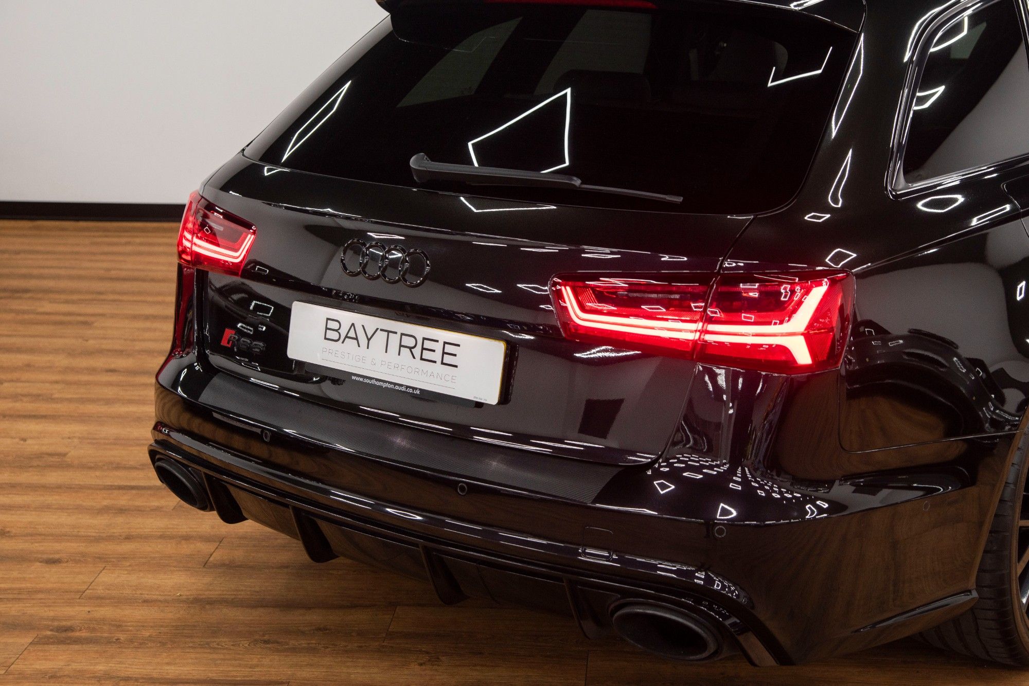USED 2017 67 AUDI A6 4.0 RS6 PLUS AVANT 