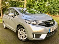 USED 2017 66 HONDA JAZZ 1.3 I-VTEC SE NAVI 5d AUTO 101 BHP 1 RETIRED LADY OWNER //ONLY 6,500 MILES//X5 SERVICE STAMPS//SATNAV//AIRCON//FRONT AND REAR PARK SENSORS//ELEC FOLD MIRRORS//BLUETOOTH//CRUISE CONTROL//MULTI-FUNCTON STEERING WHEEL SE NAVI 5d AUTO 101 BHP 1 RETIRED LADY OWNER //ONLY 6,500 MILES//X5 SERVICE STAMPS//SATNAV//AIRCON//FRONT AND REAR PARK SENSORS//ELEC FOLD MIRRORS//BLUETOOTH//CRUISE CONTROL//MULTI-FUNCTON STEERING WHEEL