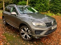 USED 2015 15 VOLKSWAGEN TOUAREG 3.0 V6 R-LINE TDI BLUEMOTION TECHNOLOGY 5d AUTO 259 BHP//ULEZ COMPLIANT EURO6//1 PRIVATE OWNER FROM NEW//FULL  HEATED LEATHER UPHOLSTREY//PANORAMIC GLASS ROOF//SANAV/ Detachable Tow Bar R-LINE TDI BLUEMOTION TECHNOLOGY 5d AUTO 259 BHP//ULEZ COMPLIANT EURO6//1 PRIVATE OWNER FROM NEW// FULL   HEATED LEATHER UPHOLSTREY//PANORAMIC GLASS ROOF//SANAV/ Detachable Tow Bar