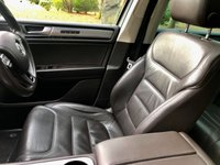 USED 2015 15 VOLKSWAGEN TOUAREG 3.0 V6 R-LINE TDI BLUEMOTION TECHNOLOGY 5d AUTO 259 BHP//ULEZ COMPLIANT EURO6//1 PRIVATE OWNER FROM NEW//FULL  HEATED LEATHER UPHOLSTREY//PANORAMIC GLASS ROOF//SANAV/ Detachable Tow Bar R-LINE TDI BLUEMOTION TECHNOLOGY 5d AUTO 259 BHP//ULEZ COMPLIANT EURO6//1 PRIVATE OWNER FROM NEW// FULL   HEATED LEATHER UPHOLSTREY//PANORAMIC GLASS ROOF//SANAV/ Detachable Tow Bar