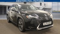 USED 2020 70 LEXUS UX 2.0 250H 5d 108 BHP SAT NAV SUNROOF HEAD UP DISPLAY REAR CAMERA PARKING SENSORS 1 OWNER LEXUS SERVICE HISTORY LEXUS WARRANTY TILL SEPT 2030
