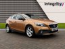 USED 2014 14 VOLVO V40 1.6 D2 CROSS COUNTRY LUX 5d 113 BHP BLUETOOTH HANDSFREE - USB INPUT - CLIMATE CONTROL - DAB RADIO - XENON HEADLIGHTS - RAIN SENSING WIPERS