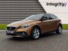 USED 2014 14 VOLVO V40 1.6 D2 CROSS COUNTRY LUX 5d 113 BHP BLUETOOTH HANDSFREE - USB INPUT - CLIMATE CONTROL - DAB RADIO - XENON HEADLIGHTS - RAIN SENSING WIPERS
