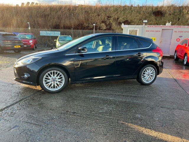 2014 64 Ford Focus 1.0 ZETEC NAVIGATOR 5d 99 BHP