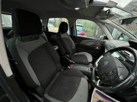 USED 2015 65 CITROEN C4 PICASSO 1.6 E-HDI AIRDREAM EXCLUSIVE ETG6 5d 113 BHP &pound;20 ROAD TAX +  CRUISE CONTROL +  DAB RADIO +  TPMS +  DUAL CLIMATE CONTROL +  SAT NAV +  REVERSING CAMERA +  17" ALLOYS +  BLUETOOTH +  AUX +  HILL START ASSIST +  LED DAYTIME RUNNING LIGHTS +  USB +  REAR PARKING AID +