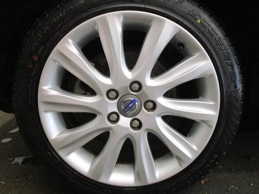USED 2014 64 VOLVO V40 VOLVO V40 1.6 T4 SE Powershift Euro 5 (s/s) 5dr 