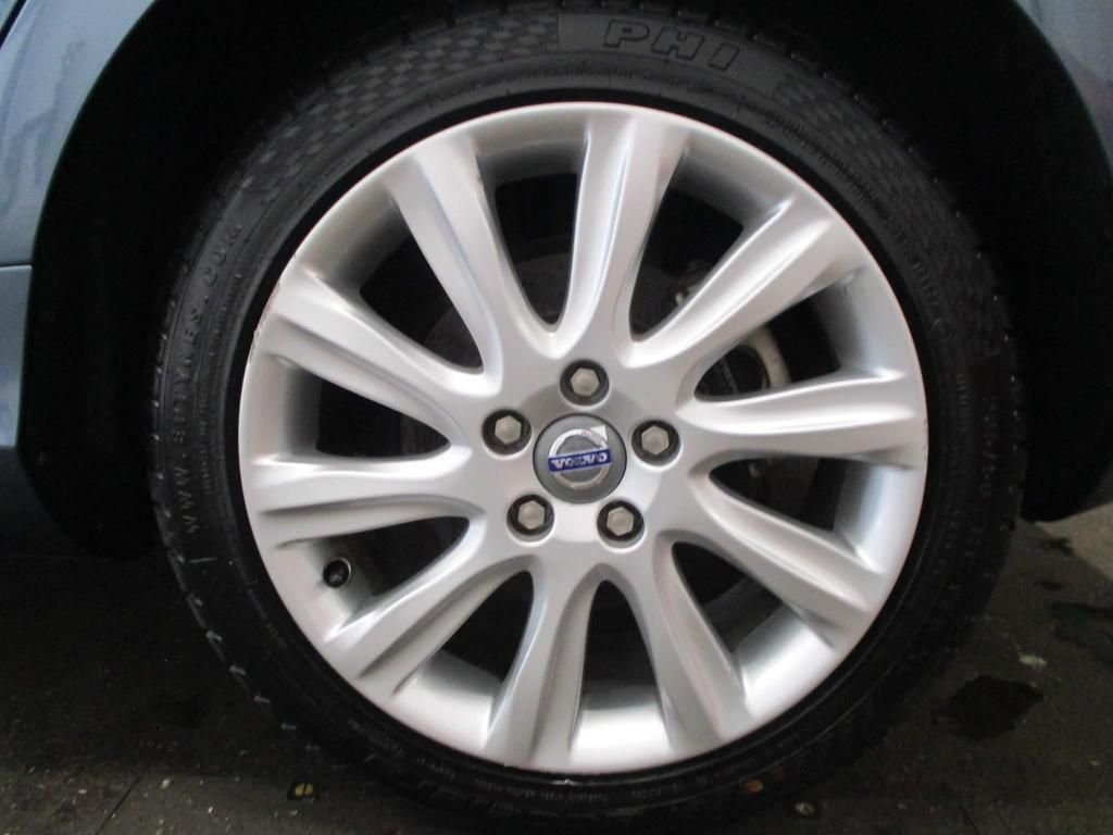 USED 2014 64 VOLVO V40 VOLVO V40 1.6 T4 SE Powershift Euro 5 (s/s) 5dr 