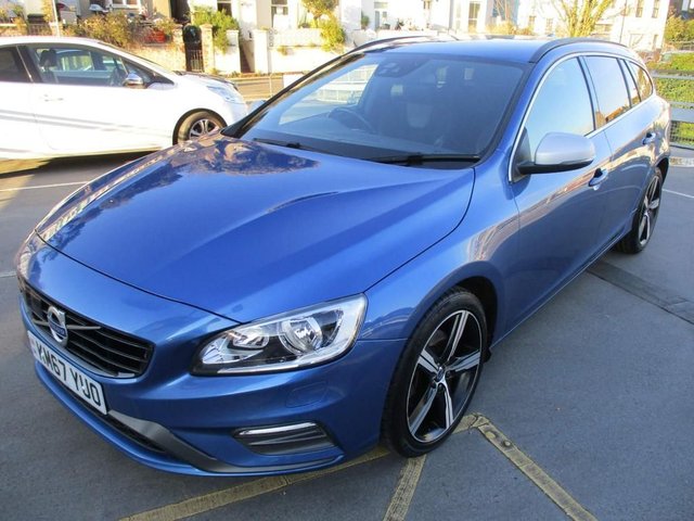 2017 67 Volvo V60 2.0 D3 R-DESIGN NAV 5d 148 BHP