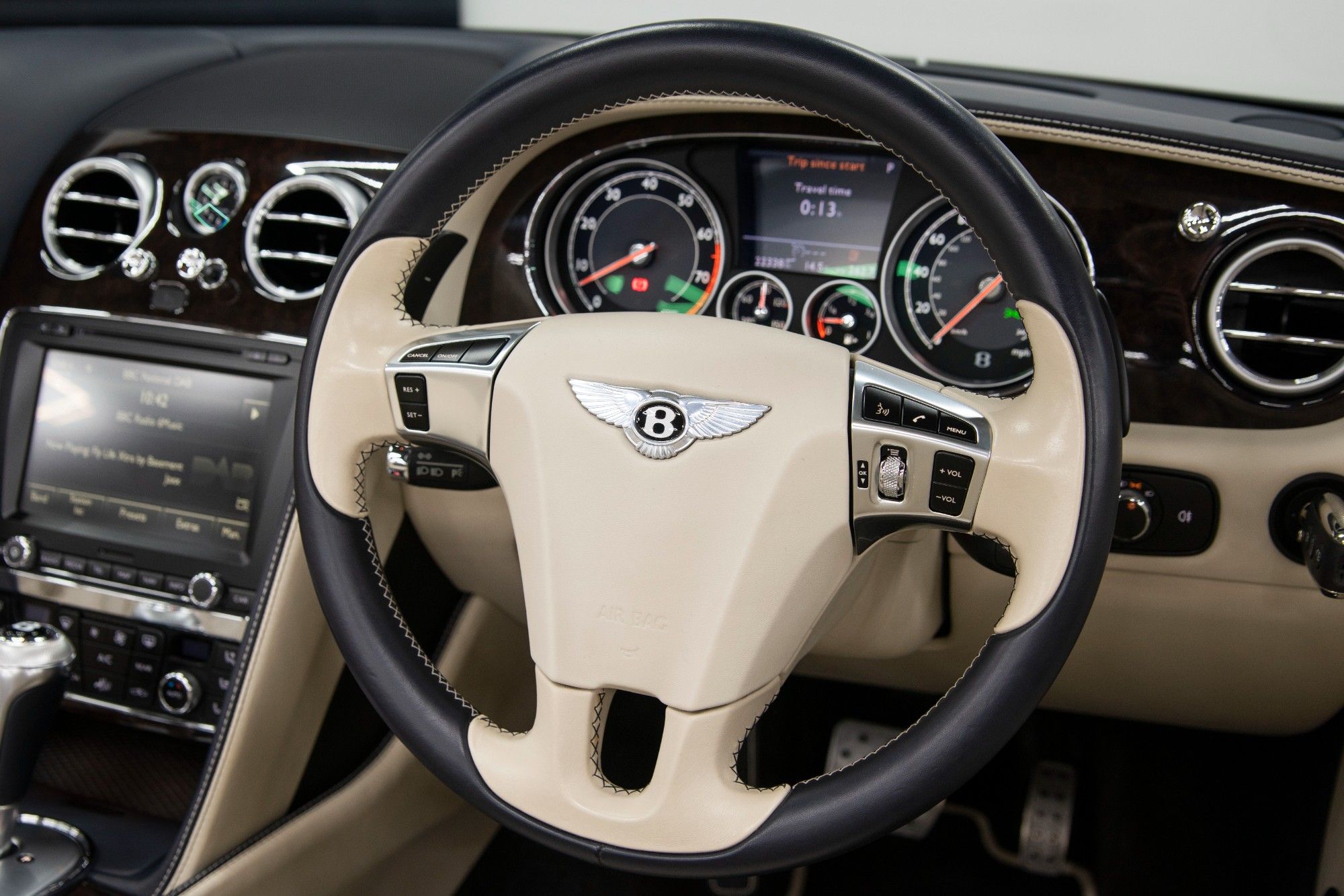 USED 2015 15 BENTLEY CONTINENTAL 4.0 GT V8 S 2d 521 BHP 