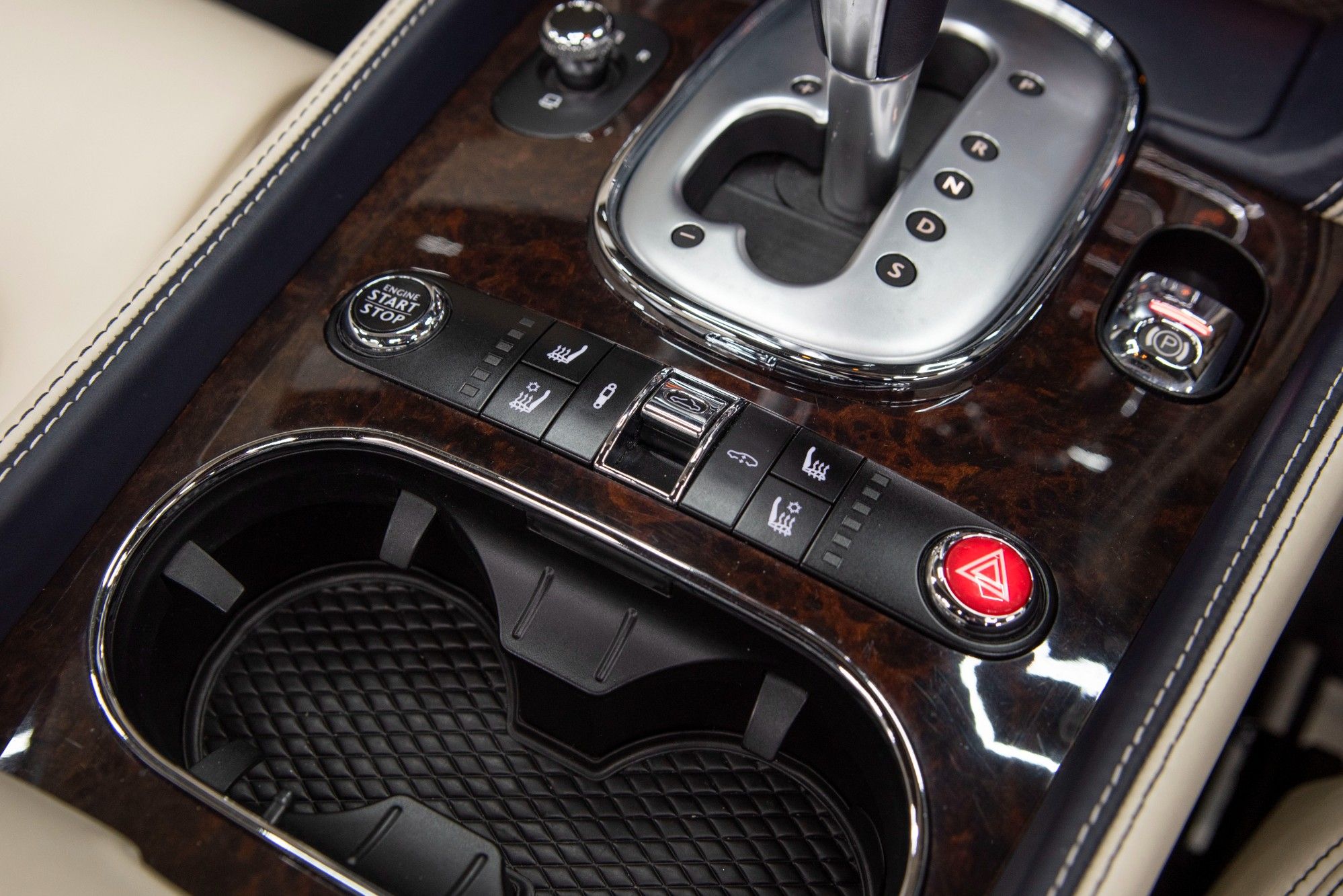 USED 2015 15 BENTLEY CONTINENTAL 4.0 GT V8 S 2d 521 BHP 