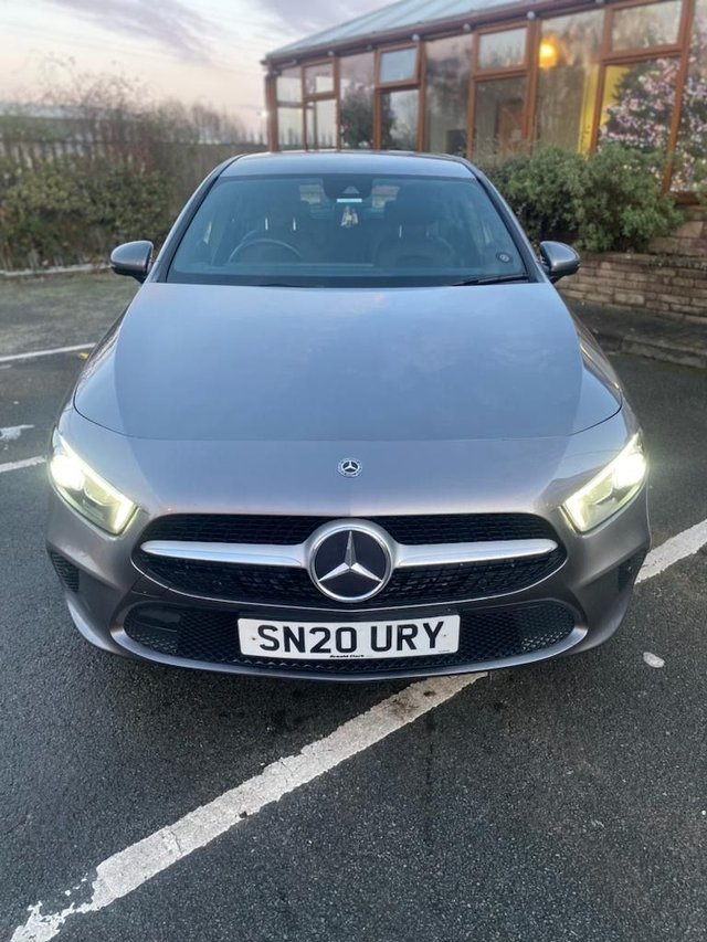 2020 Mercedes-Benz A-CLASS - Photo 2