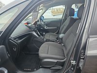 USED 2012 12 VAUXHALL ZAFIRA TOURER 1.8 EXCLUSIV 5d 138 BHP Only 37000 Miles