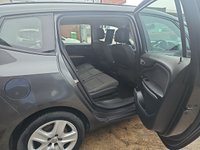 USED 2012 12 VAUXHALL ZAFIRA TOURER 1.8 EXCLUSIV 5d 138 BHP Only 37000 Miles