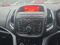 USED 2012 12 VAUXHALL ZAFIRA TOURER 1.8 EXCLUSIV 5d 138 BHP Only 37000 Miles