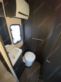 USED 2019 19 FIAT ROLLER TEAM ROLLERTEAM ZEFIRO 690 6 BERTH MOTOEHOME 2.3  