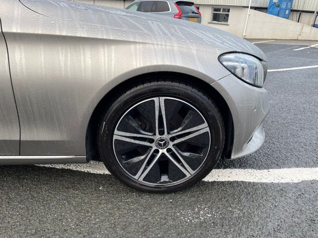 2020 Mercedes-Benz C-CLASS - Photo 12