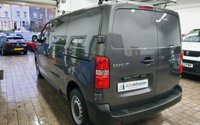 USED 2019 69 PEUGEOT EXPERT 2.0 BLUEHDI PROFESSIONAL L1 121 BHP 3 SEATS AIR CON MIRRORLINK PARKING SENSORS BULKHEAD PLYLINED ROOF RACKS 1 OWNER SERVICE HISTORY
